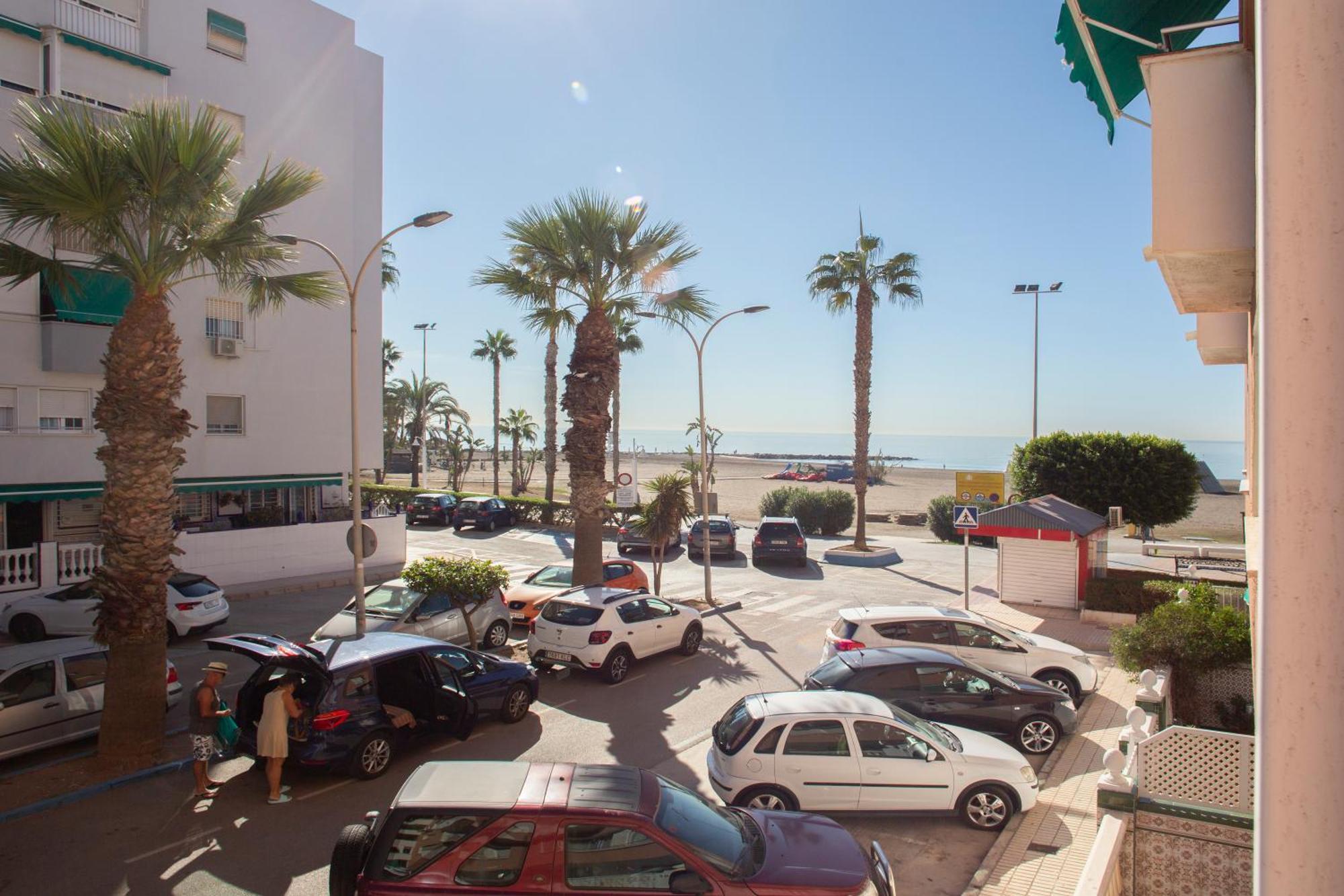 Bajo En Primera Linea - Cala Del Moral, Urbanizacion Calaflores La Cala Del Moral Exterior photo